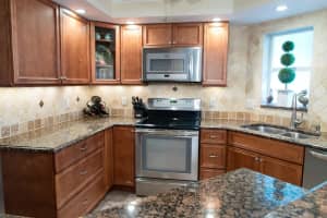 158  Seabreeze Circle, Jupiter, FL 33477 Sold 04/28/23