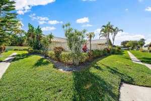 5540  Eagle Lake Drive, Palm Beach Gardens, FL 33418 Sold 01/17/23
