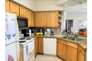 2016  Alta Meadows Lane   711, Delray Beach, FL 33444 Sold 01/03/23