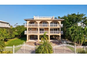 154 Jasmine St, Tavernier, FL 33070, Sold 03/28/23