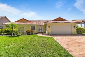 2530 NW 40th Street, Boca Raton, FL 33434 Sold 12/06/22