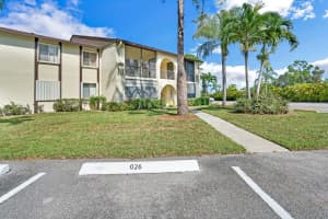 5730  Pine Wood Drive   D-1, Green Acres, FL 33463 Sold 12/23/22