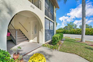 5730  Pine Wood Drive   D-1, Green Acres, FL 33463 Sold 12/23/22