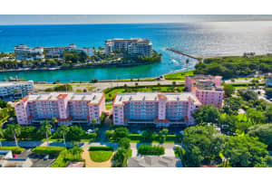 1040 Banyan Rd, Boca Raton, FL 33432, Sold 12/02/22