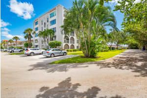 250 NE 20th Street   5250, Boca Raton, FL 33431 Sold 12/29/22