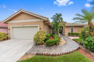 9140 Cypress Hollow Dr, Palm Beach Gardens, FL 33418, Sold 02/15/23