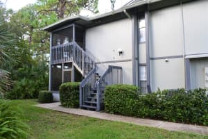 8228 SE Croft Circle   J-3, Hobe Sound, FL 33455 Sold 12/08/22