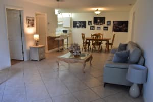 8228 SE Croft Circle   J-3, Hobe Sound, FL 33455 Sold 12/08/22