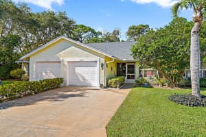 10957 SE Sea Pines Cir, Hobe Sound, FL 33455, Sold 11/30/22