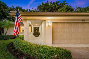 4915  Pine Tree Drive, Boynton Beach, FL 33436 Sold 02/08/23