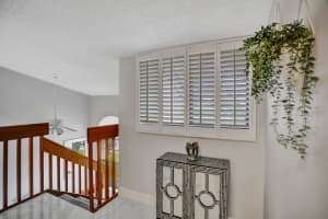 10223 N Circle Lake Dr, Boynton Beach, FL 33437, Sold 12/19/22