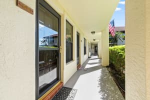 421 SW South River Drive   105, Stuart, FL 34997 Sold 11/29/22