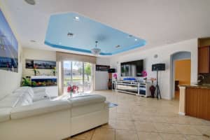 6884  Bruce Court, Lake Worth Beach, FL 33463 Sold 01/27/23