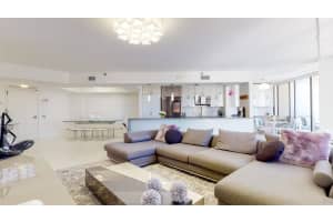 19707  Turnberry Way   8a, Aventura, FL 33180 Sold 01/17/23