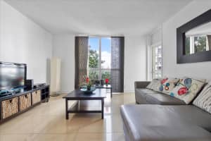 3801 S Ocean Dr, Hollywood, FL 33019, Sold 05/16/23