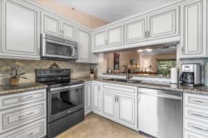 22160 Palms Way, Boca Raton, FL 33433, Sold 01/27/23