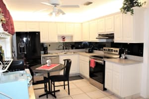 1732 Palmland Dr, Boynton Beach, FL 33436, Sold 01/04/23