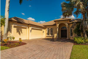 886 SW Grand Reserves Boulevard, Port Saint Lucie, FL 34986 Sold 05/11/23