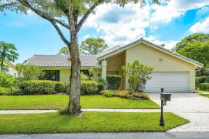2410 NW 36th St, Boca Raton, FL 33431, Sold 01/05/23