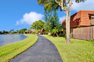 8213 Boca Rio Dr, Boca Raton, FL 33433, Sold 12/14/22