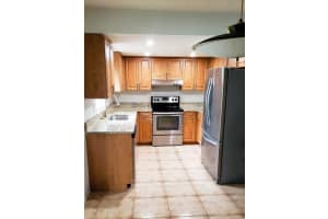 402 Evergreen Dr, Oldsmar, FL 34677, Sold 12/07/22