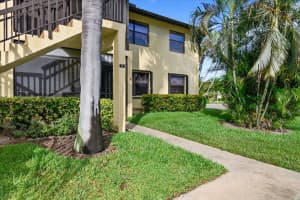 4703  Lucerne Lakes Boulevard   102, Lake Worth Beach, FL 33467 Sold 12/23/22