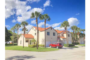 18  Via De Casas Sur    101, Boynton Beach, FL 33426 Sold 05/04/23