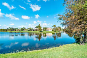 5011  Magnolia Bay Circle, Palm Beach Gardens, FL 33418 Sold 03/03/23