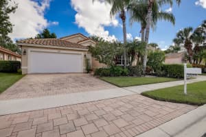 Boynton Beach, FL 33437, Sold 01/03/23