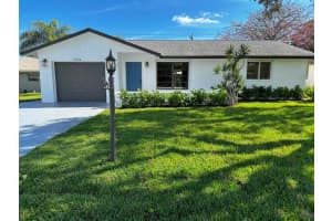 1016 NW 8th St, Boynton Beach, FL 33426, Sold 01/11/23