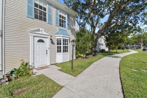 211 Old English Dr, Jupiter, FL 33458, Sold 12/29/22
