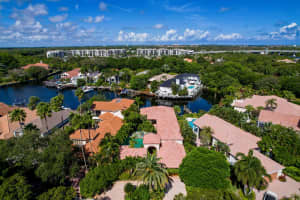 2427  Marseilles Drive, Palm Beach Gardens, FL 33410 Sold 12/07/22