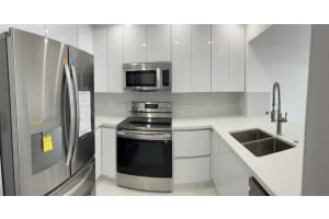 20335 W Country Club Drive   2010, Aventura, FL 33180 Sold 03/21/23