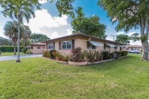 726  Whippoorwill Lane, Delray Beach, FL 33445 Sold 01/17/23