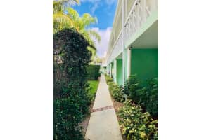 2124 NE 5th Avenue   212, Wilton Manors, FL 33305 Sold 01/09/23
