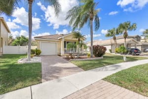 5158  Aurora Circle, Green Acres, FL 33463 Sold 02/27/23