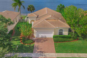 6108  Santa Margarito Drive, Fort Pierce, FL 34951 Sold 01/10/23