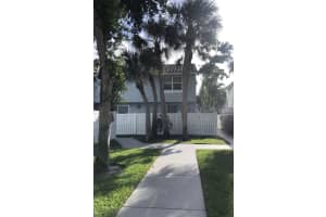 1018 E Jeffery Street, Boca Raton, FL 33487 Sold 03/01/23
