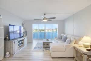 4468 NE Ocean Boulevard   E2, Jensen Beach, FL 34957 Sold 12/01/22