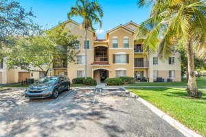 4021  San Marino 207 Boulevard   207, West Palm Beach, FL 33409 Sold 02/14/23