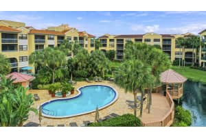 700  Uno Lago Drive   401, Juno Beach, FL 33408 Sold 12/29/22