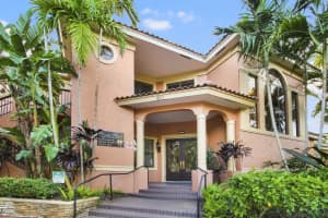 700  Uno Lago Drive   401, Juno Beach, FL 33408 Sold 12/29/22