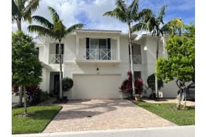 2035  Chelsea Place, Palm Beach Gardens, FL 33418 Sold 05/25/23