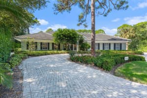 7750 Lake Shore Dr, Hobe Sound, FL 33455, Sold 04/27/23