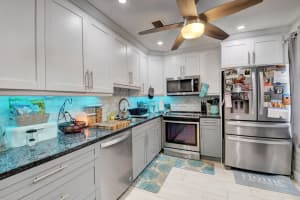 5274 Jog Ln, Delray Beach, FL 33484, Sold 02/13/23