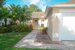 2618  12th Square  SW, Vero Beach, FL 32968 Sold 06/08/23