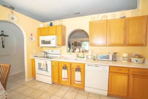 2618  12th Square  SW, Vero Beach, FL 32968 Sold 06/08/23
