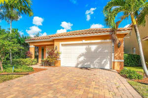 8024  Mariposa Grove Circle, West Palm Beach, FL 33411 Sold 11/29/22