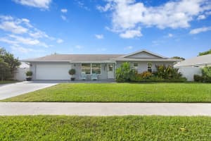 2419 SW 4th Street, Boynton Beach, FL 33435 Sold 12/26/22