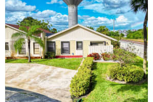 237 SE 1st Circle   10-B, Boynton Beach, FL 33435 Sold 04/07/23